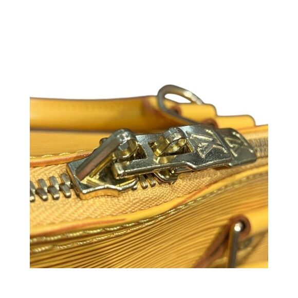 Pre Loved Louis Vuitton Alma Women Yellow Handbags - Picture 4 of 8